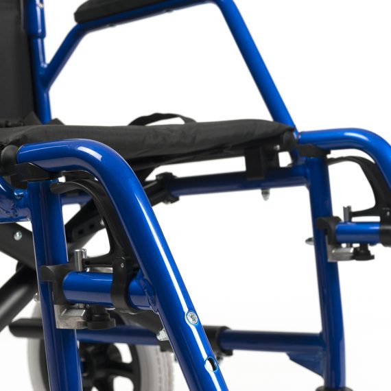 Bobby - C80 - detail removable legrest